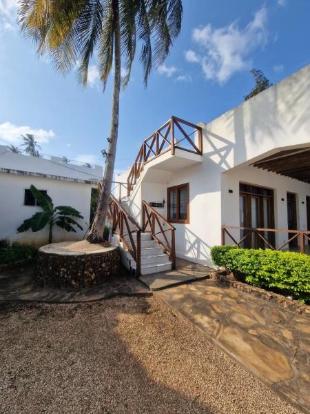 Amini Villa, Book  Kiwengwa Zanzibar City
