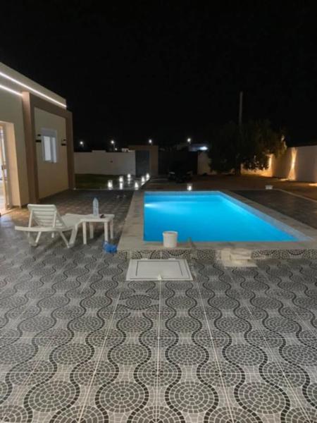 Villa piscine djerba, Reserva ahora  Hoteles en Djerba con aparcamiento, Aparcamiento