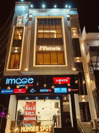 The Victoria, Book  Rāe Bareli 