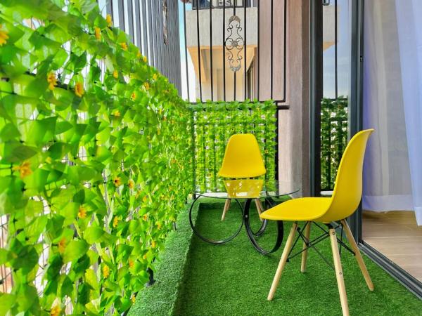 modern living two bedroom apartment with heated swimming pool well equipped gym ample parking space children playing ground and a relaxing rooftop with breathtaking scenic views, Buchen Sie Ferienwohnung Nairobi CBD Nairobi