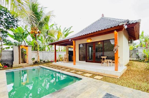 Pondok Mupu Villa, Reserva ahora  Hoteles con piscina en Bali, Piscina