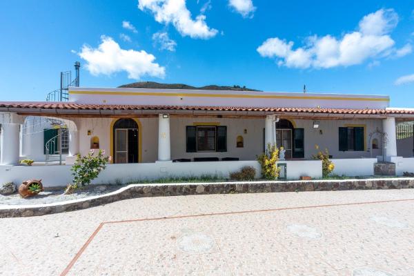 Villa Eden, Prenota  Hotel a Sicilia con parcheggio, Parcheggio