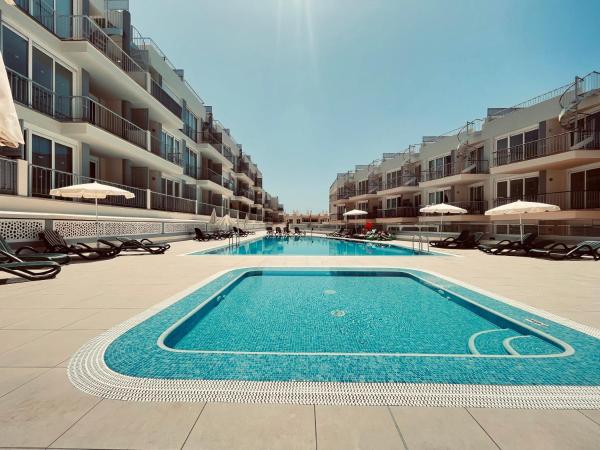 Villas homes in Playa Arena, Buchen Sie  Hotels mit Pool in Teneriffa, Schwimmbad