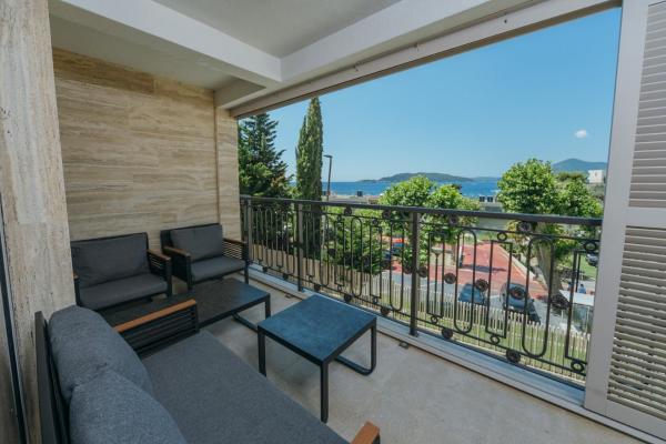 Conchiglia Apartments, Book Apartment Sveti Stefan 