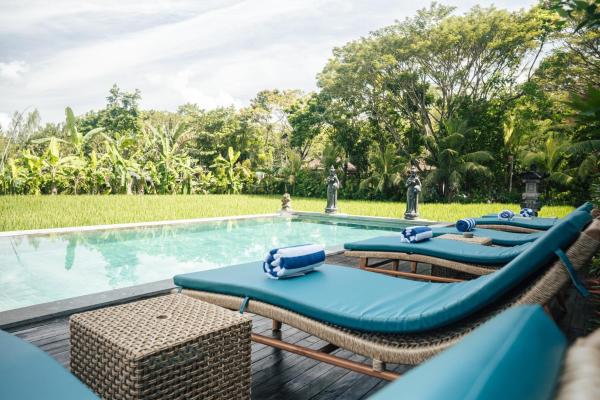 Tropical Space, Reserva ahora  Hoteles en Bali con desayuno, Desayunos