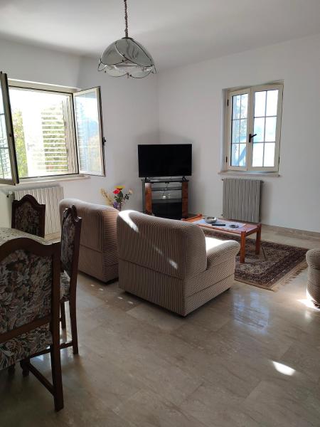 Holiday Calabria Rooms, Reserva ahora  Hoteles en Calabria con aparcamiento, Aparcamiento