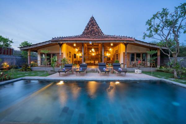 Hita Joglo Villa, Reserva ahora  Hoteles en Buleleng con aparcamiento, Aparcamiento