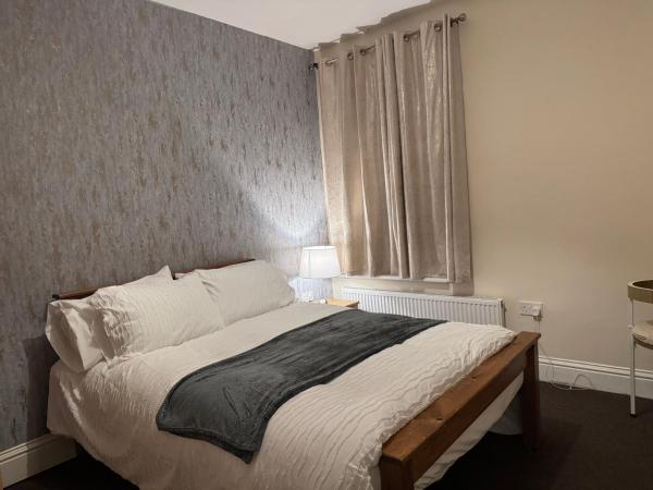LHChomeway, Buchen Sie  Earley Berkshire