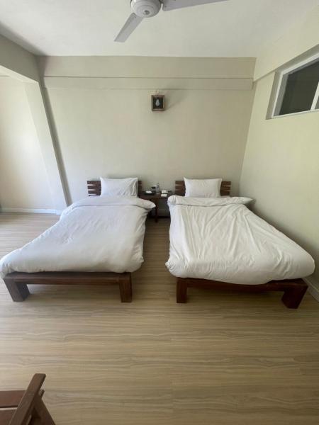 Ultar View Lodge, Buchen Sie  Hotels in Gilgit-Baltistan mit Parkplatz, Parkplätze