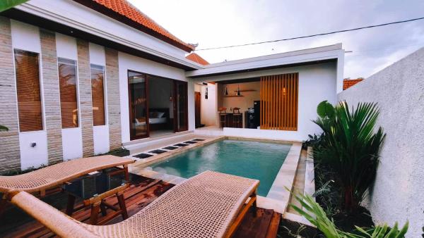 Tresna Tiga Villa, Reserva ahora  Hoteles con piscina en Bedahulu, Piscina