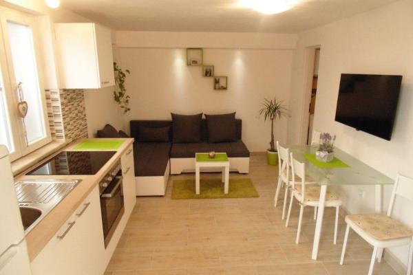 Apartmani Gogos, Buchen Sie  Postira Brač