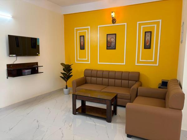 Nestify Luxe Apartment, Buchen Sie  Hotels in Assam mit Parkplatz, Parkplätze