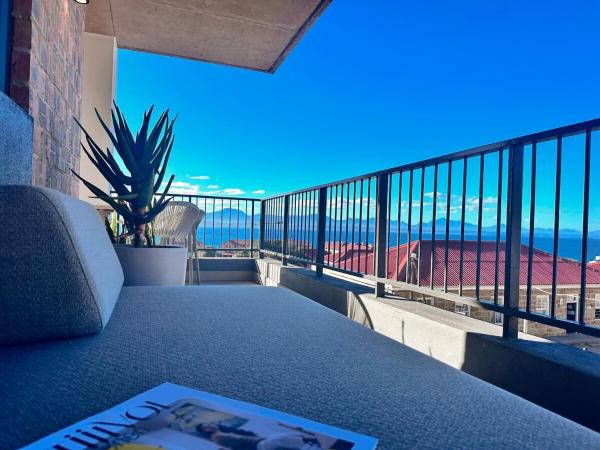 Tidewatch Villa - Mossel Cove Unit 204, Buchen Sie  Hotels in Mossel mit Pool, Schwimmbad