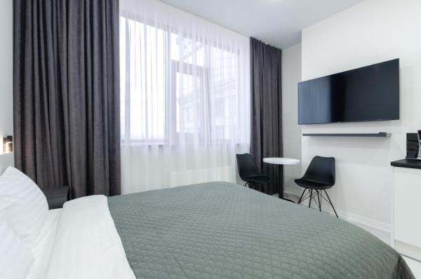 Petrovdom Apartments 14-3 in RC Diplomat Hall, Zhylianska 59, Buchen Sie Ferienwohnung Hotels in Kyiv Region mit Parkplatz, Parkplätze