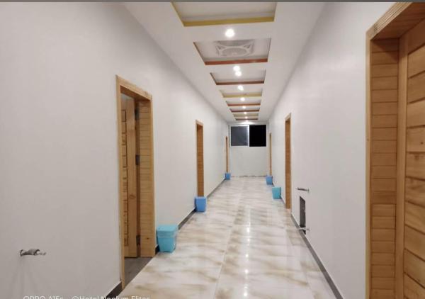Hotel popeyes and restaurant, Prenota  Chitra Azad Jammu and Kashmir