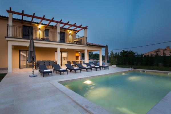 Villa Nikoleta, discover your paradise in Istria, Reserva ahora  Hoteles en Istria central con piscina, Piscina