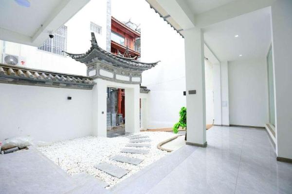 Yunzhan hotel, Prenota  da Yunnan