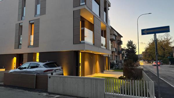 WELCOME residenza esclusiva via Liverani Imola, Réserver  Imola Bologna Province