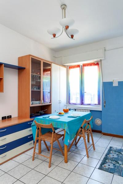 Erasmus Home, Book  Milan Lombardy