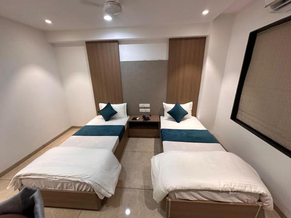 Hotel Royal Bloom, Réserver  Surate Gujarat