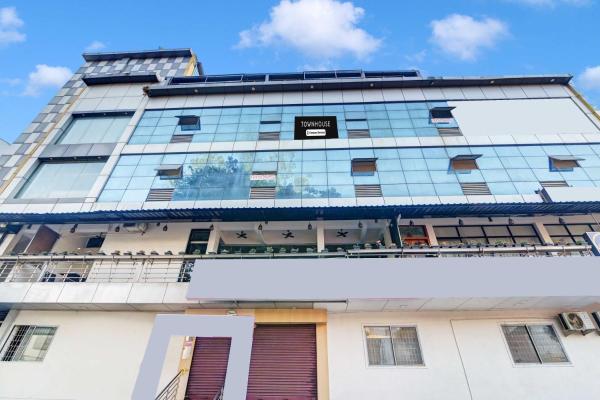 Townhouse City Center Kushal Nagar, Réserver  Kushalnagar 