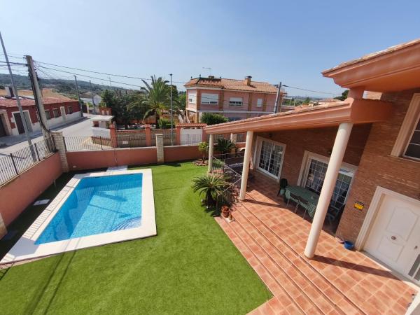 Villa Pepita, Book  Hotels in Torrent with a Pool, Swimming Pool