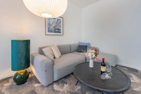 Villa Hubertus 05, Reserva ahora  Hoteles en Usedom con aparcamiento, Aparcamiento