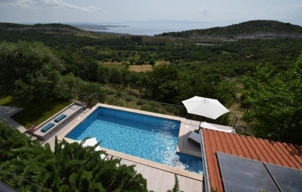 Villa Takale by Villas Guide, Book  Kvarner Hotels with a Parking, Parking