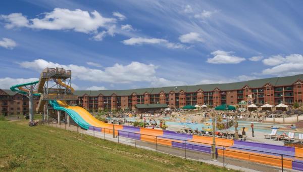 Wyndham Glacier Canyon 1BR Apartment with Resort Access, Buchen Sie Ferienwohnung Hotels in Baraboo mit Parkplatz, Parkplätze