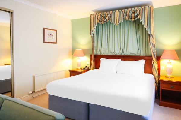 The Courtyard Hotel Near Leeds, Buchen Sie  England Hotels mit Frühstück, Frühstück