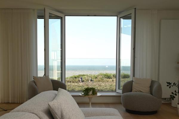 Panorama by Villa Mer, Luxury apartment with two bathrooms, two balconies and stunning sea view, Reserva ahora Apartamento Hoteles en Zelanda con aparcamiento, Aparcamiento