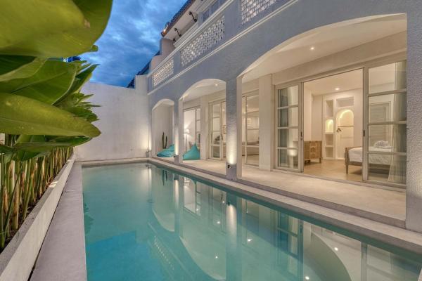 Villa Isabella 4BR Brand New in Berawa, Canggu, Prenota  Canggu Badung