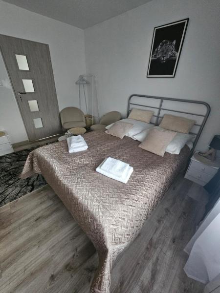 Domowe Zacisze, Buchen Sie  Hotels in Großpolen mit Parkplatz, Parkplätze