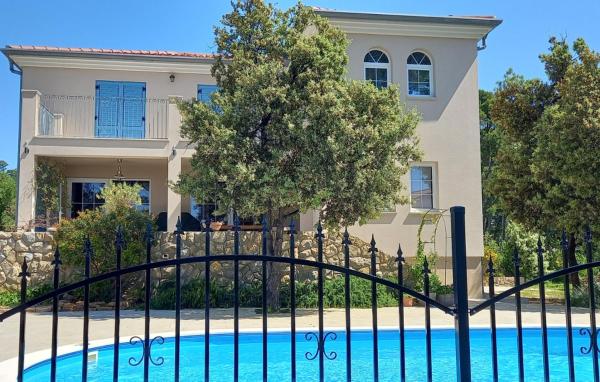 Villa Angela - Island of Rab by Villas Guide, Buchen Sie  Hotels in Insel Rab mit Parkplatz, Parkplätze