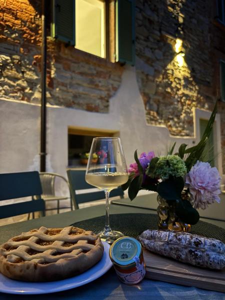 Cascina Barbei, Reserva ahora  Camerana 