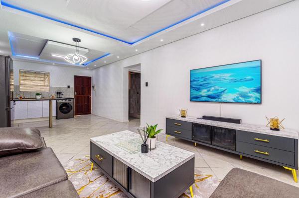 The Villa, Buchen Sie  Midrand 