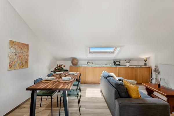 Suite a 5 Forte Dei Marmi - Parcheggio privato - WiFi - AC, Reserva ahora  Cinquale Costa Apuana