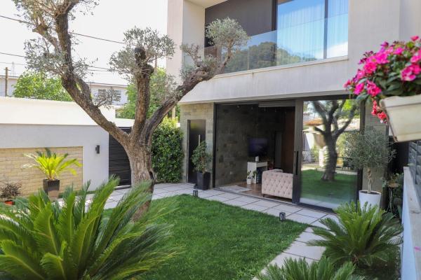Villa Flower Berat, Buchen Sie  Polisi i Vogël Landkreis Elbasan