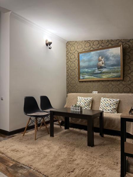 Otevan Guest House, Buchen Sie  Hotels in Jerewan mit Parkplatz, Parkplätze