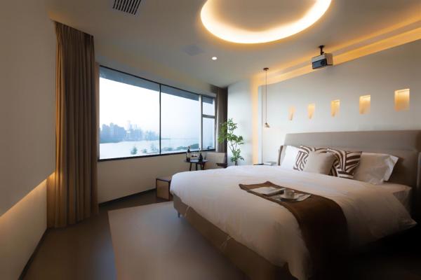 Changsha AquaEdge Hotel Wuyi Square长沙悦己阅湘江酒店, Buchen Sie  Changsha Hunan