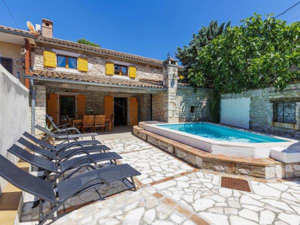Holiday Home Villa Puntarina by Interhome, Reserva ahora  Hoteles con piscina en Barban, Piscina
