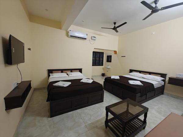 Malathi Residency, Book Hotel Arumuganeri 