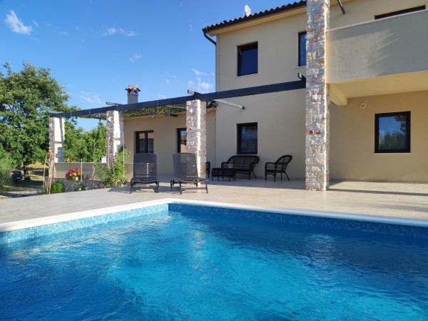 Villa Pčela, Reserva ahora  Hoteles en Istria central con piscina, Piscina
