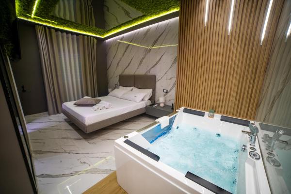 Tree Luxury, Buchen Sie  Baronissi Kampanien