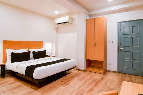Townhouse Oak VIP Road NSCB Airport, Réserver  Calcutta 