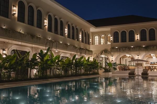 Hygge Hotel and Villas Seminyak, Buchen Sie Hotel Hotels in Seminyak mit Pool, Schwimmbad