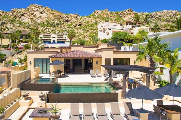 Villa Gran Vista 7 Bedrooms 7 Bathrooms Home, Prenota Villa Hotel con piscina a Baja California Sur, Piscina
