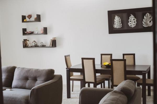 Chic appartement à la Riviera Palmeraie, Prenota  Abidjan Abidjan