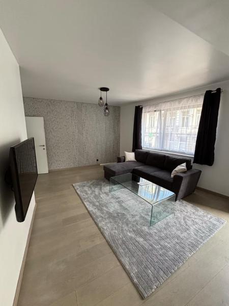 Stylish, modern & spacious apartment in Brussels, Prenota Appartamento Bruxelles Bruxelles, vicino a Train World