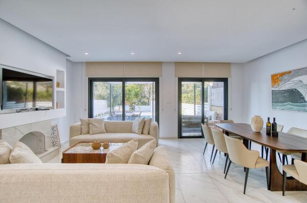 Magnus Villa, Réserver  Tala Paphos